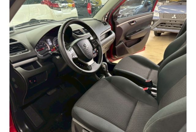 Suzuki SWIFT  第9張相片