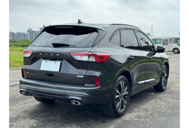 Ford KUGA  第4張相片