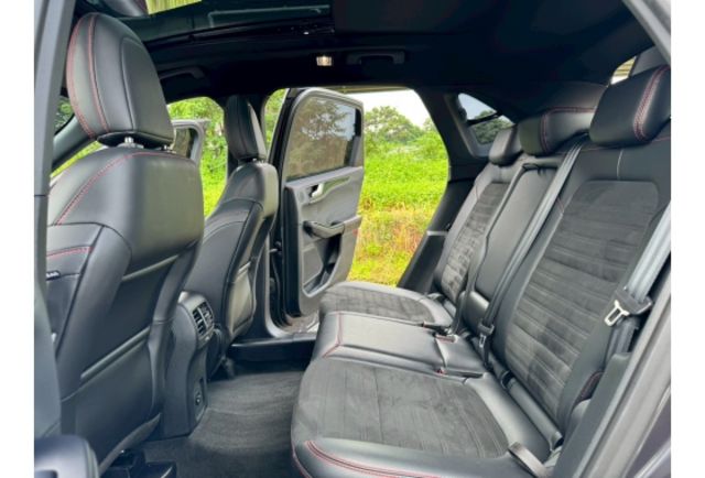 Ford KUGA  第12張相片