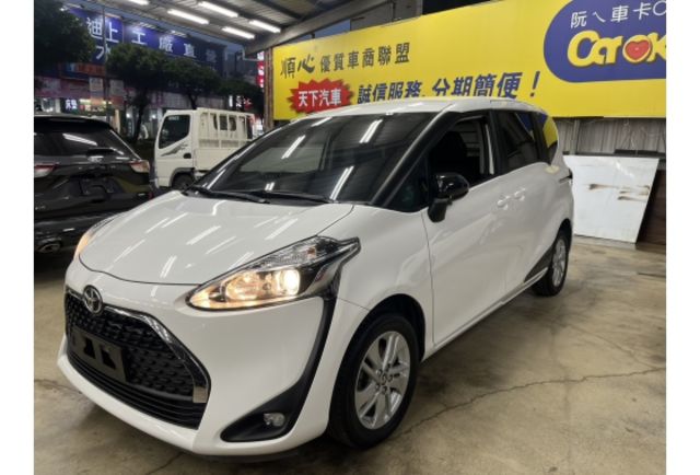 Toyota SIENTA  第1張相片