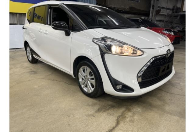 Toyota SIENTA  第3張相片