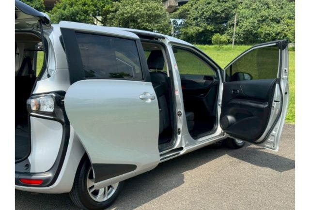 Toyota SIENTA  第5張相片
