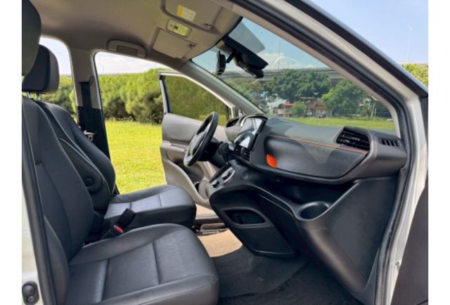 Toyota SIENTA  第9張相片