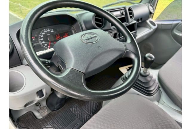 HINO XZU650L  第6張相片