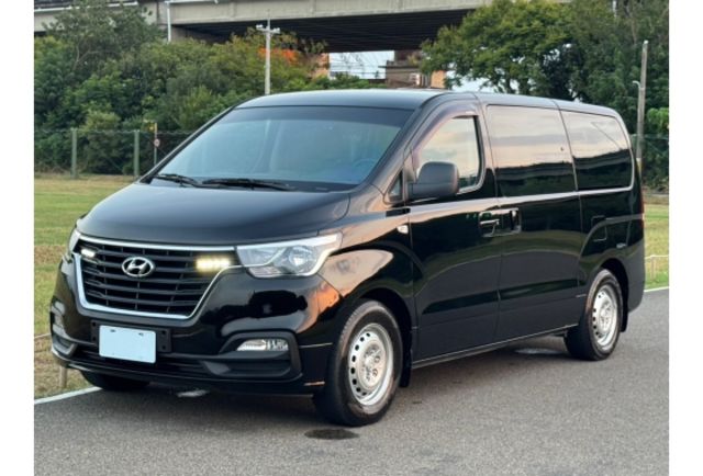 Hyundai STAREX  第1張相片