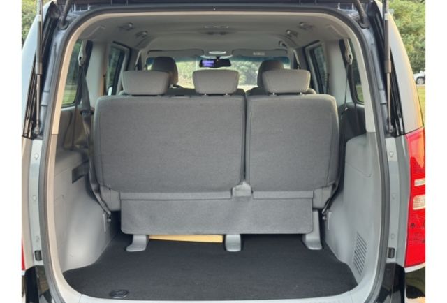 Hyundai STAREX  第6張相片