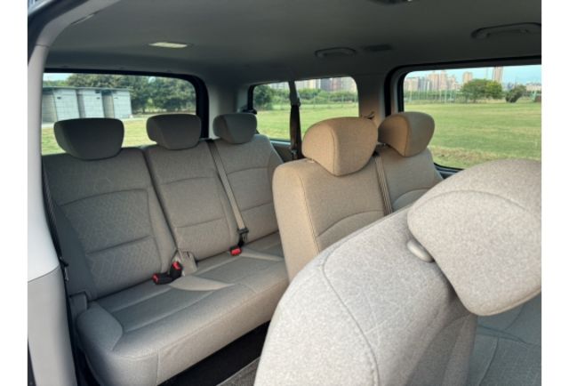 Hyundai STAREX  第14張相片