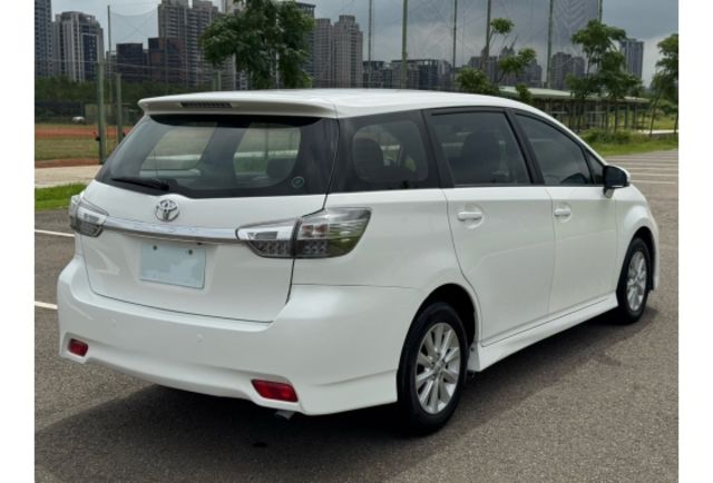 Toyota WISH  第4張相片