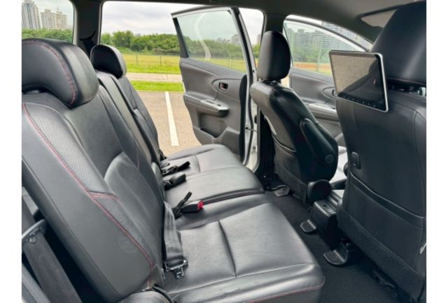 Toyota WISH  第11張相片