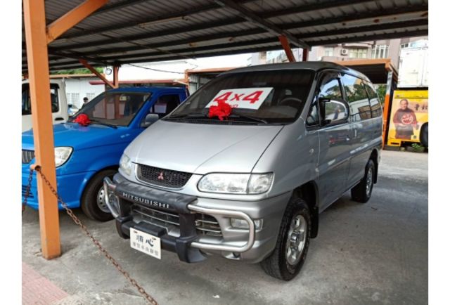 Mitsubishi SPACE GEAR  第1張相片