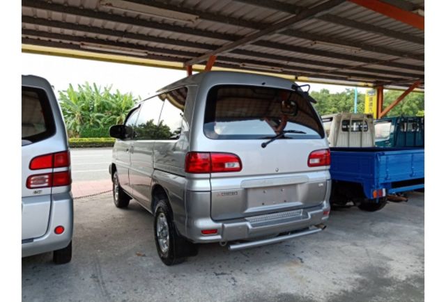 Mitsubishi SPACE GEAR  第3張相片