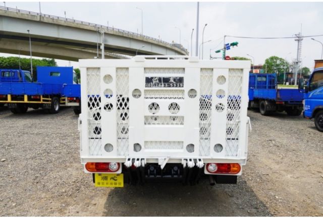 2015年 Hyundai 現代 小霸王 框式 2.5 升降尾門 車況佳  第4張相片