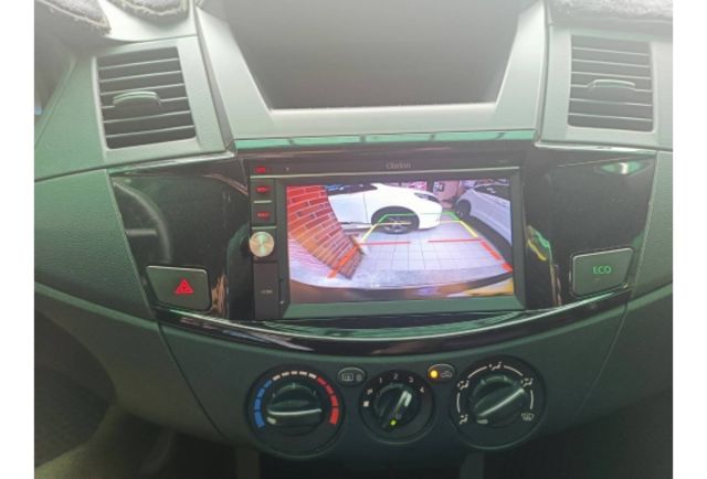 2019年 Mitsubishi Zinger 2.4cc 頂級版 黑色  第11張相片