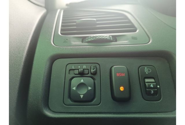2019年 Mitsubishi Zinger 2.4cc 頂級版 黑色  第13張相片