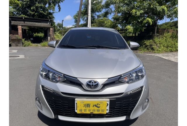 2020年 TOYOTA YARIS 1.5cc 銀色 新車保固內正一手車 里程數極少  第6張相片