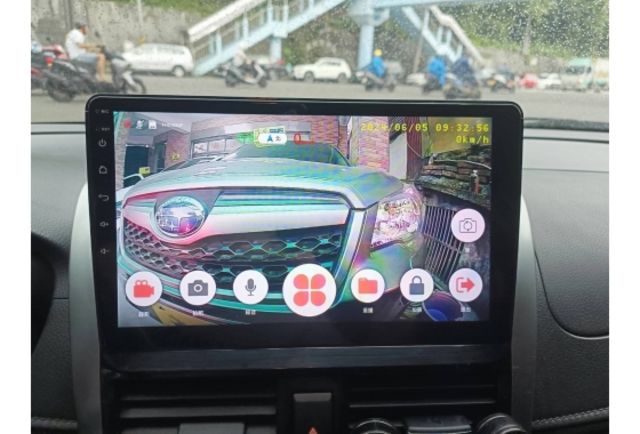 2017年 TOYOTA VIOS 1.5cc 灰色 送一台有前後行車紀錄器的安卓機  第14張相片