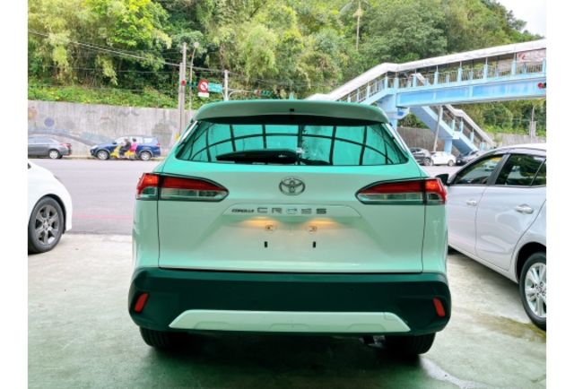 2021年 TOYOTA CROSS里程數少 新一代優質休旅車  第5張相片