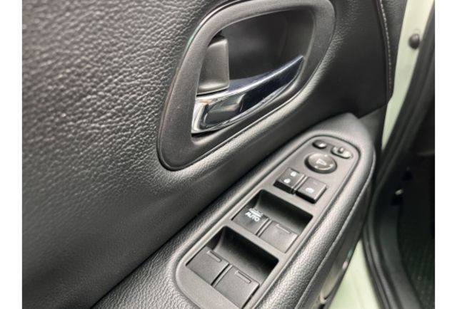 2019年 HONDA HR-V 新一代優質小休旅車  第6張相片