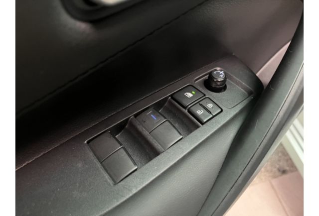 2019年 TOYOTA  ALTIS 國民神車 車況極佳  第6張相片