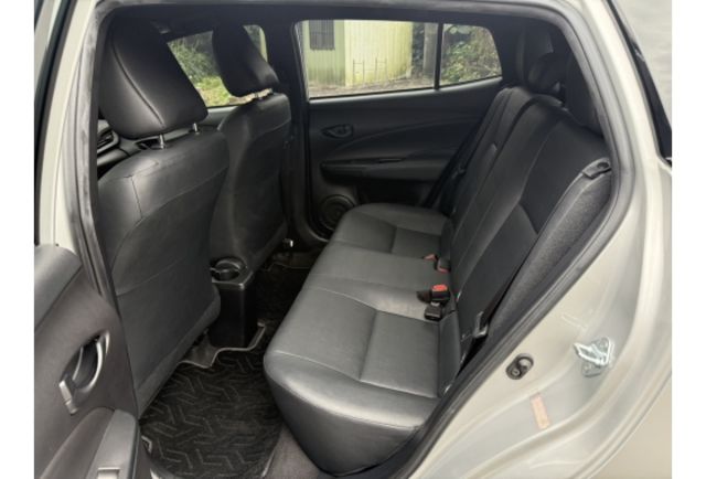 2021年 TOYOTA Yaris 五門神車  第10張相片