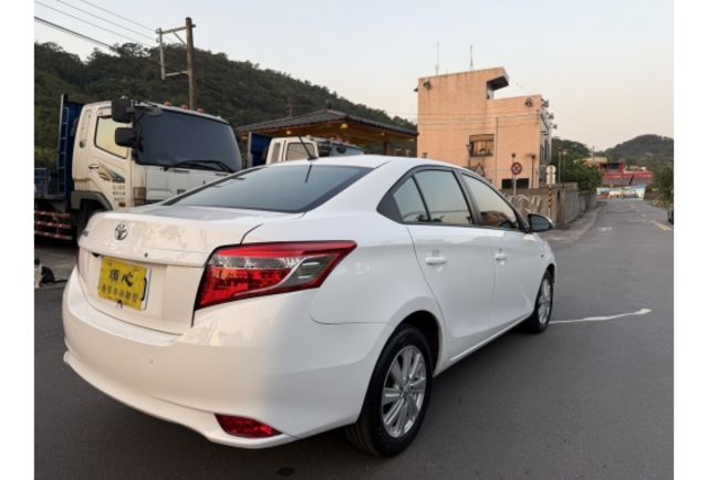 2017年 TOYOTA VIOS 跑少、省油代步神車  第4張相片