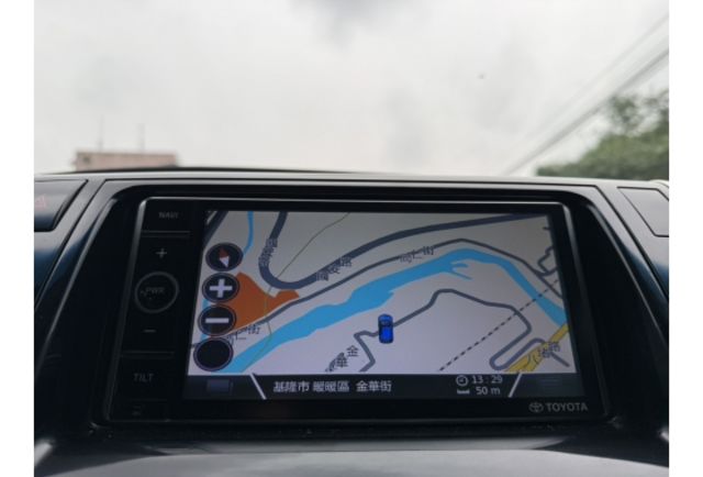 基隆弘揚汽車 在地經營30餘年 品質保證誠信至上 原鈑件 ㄧ手車 熱門七人座  第17張相片