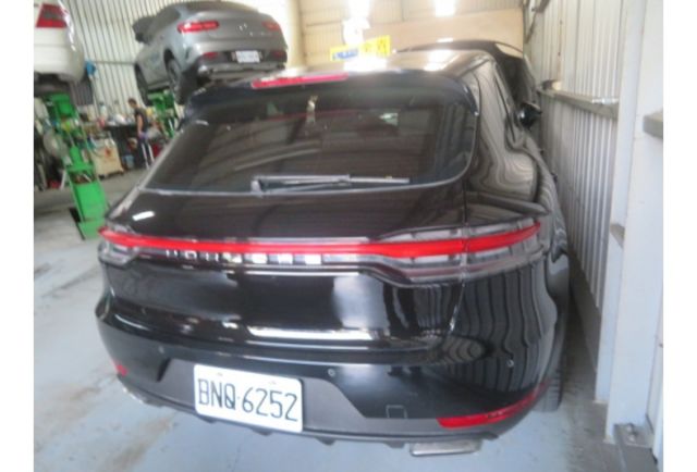 Porsche MACAN  第6張相片