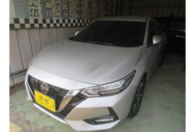 Nissan SENTRA  第2張相片