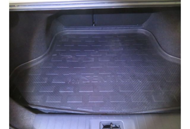 Nissan SENTRA  第7張相片