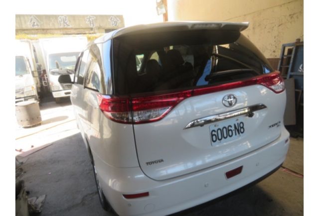 Toyota PREVIA  第5張相片