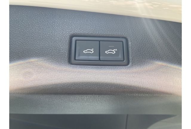 Volkswagen T-ROC 280 TSI  第7張相片