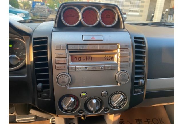Ford RANGER  第10張相片