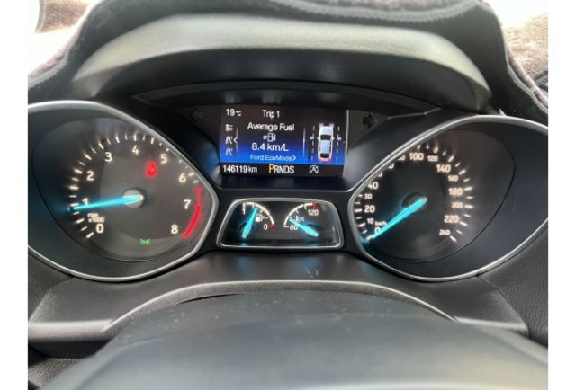 Ford KUGA  第7張相片