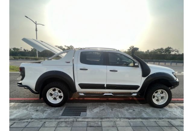 Ford RANGER  第15張相片