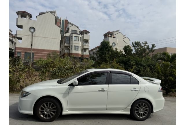 Mitsubishi FORTIS  第3張相片