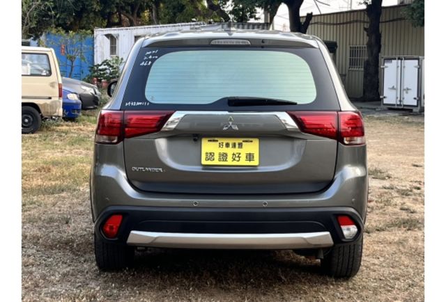 Mitsubishi OUTLANDER  第2張相片