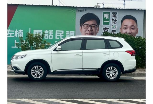 Mitsubishi OUTLANDER  第6張相片