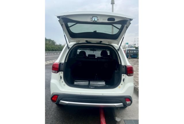 Mitsubishi OUTLANDER  第7張相片