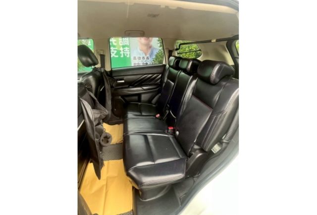 Mitsubishi OUTLANDER  第10張相片