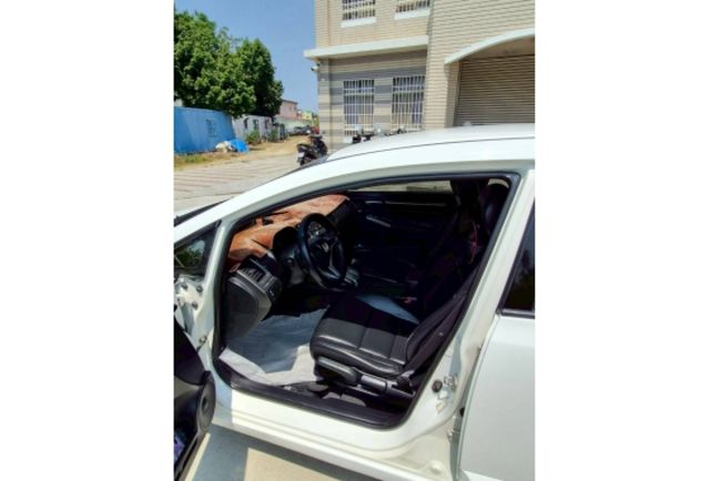 Honda CIVIC  第7張相片