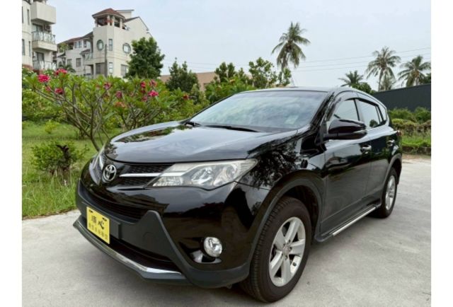 Toyota RAV4  第1張相片