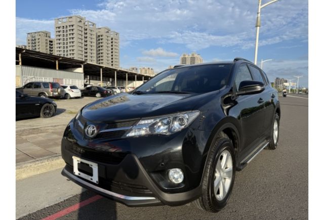 Toyota RAV4  第1張相片