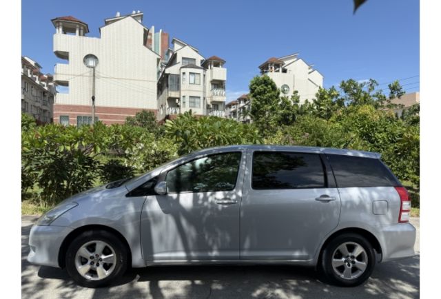 Toyota WISH  第3張相片