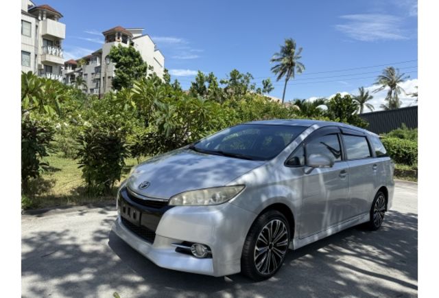 Toyota WISH  第1張相片