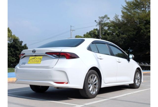2021 Toyota Corolla Altis 精裝版一手女用車/原廠保養  第13張相片