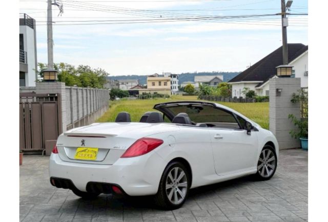 2014 PEUGEOT 308CC 白  第4張相片