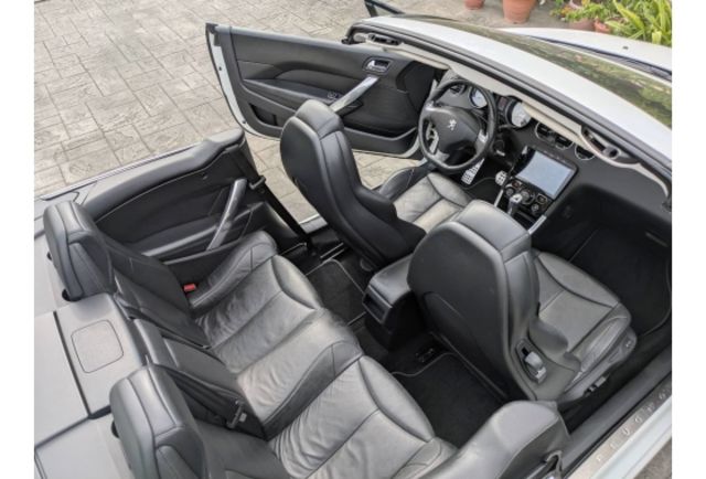 2014 PEUGEOT 308CC 白  第13張相片