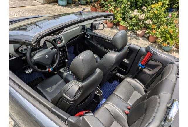 2011年 Peugeot 207CC 運動版 鋼鐵灰  第8張相片