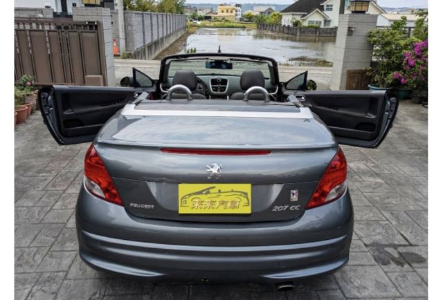 2011年 Peugeot 207CC 運動版 鋼鐵灰  第9張相片