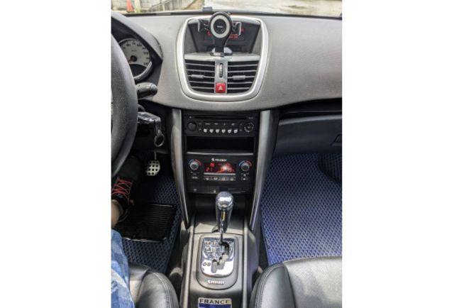 2011年 Peugeot 207CC 運動版 鋼鐵灰  第10張相片